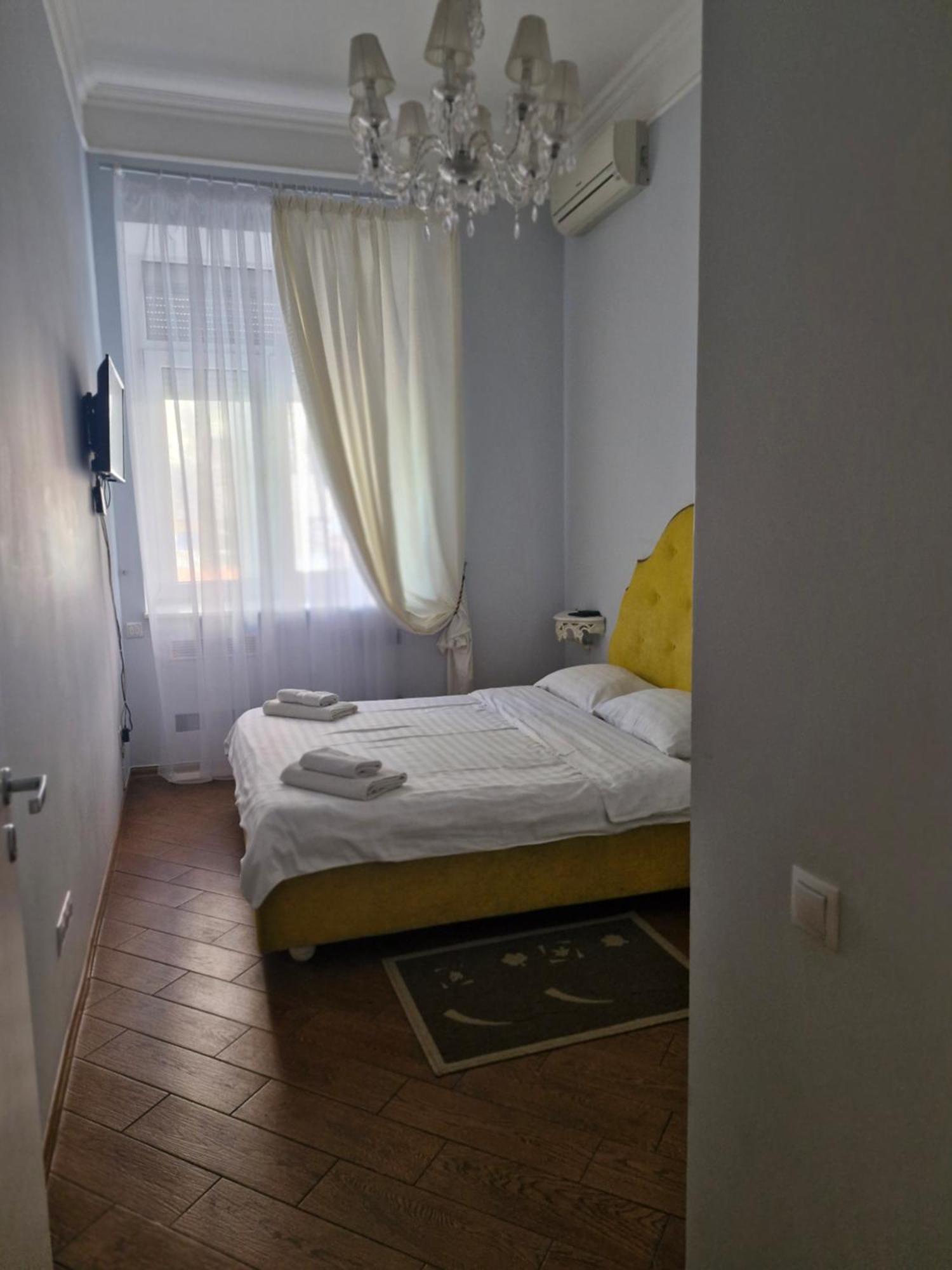 Затишна Квартира На Майдані Незалежності Kiev Exterior foto